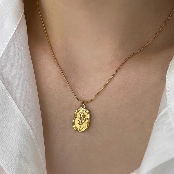Anti Tarnish Gold Plated White Rose Themed Pendant