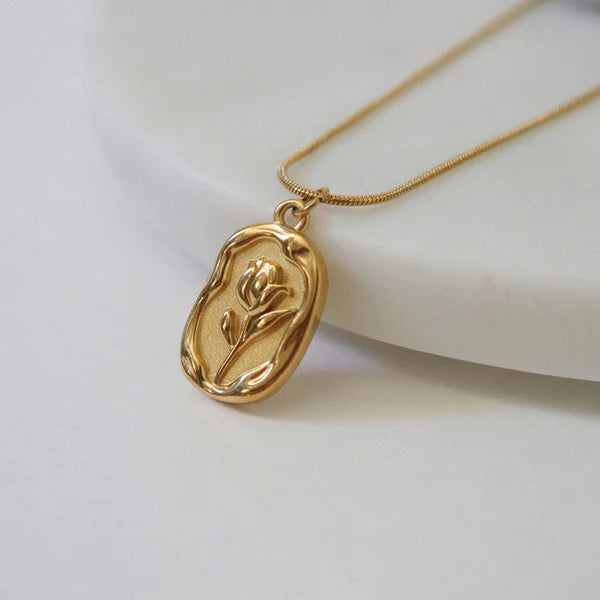 Anti Tarnish Gold Plated White Rose Themed Pendant